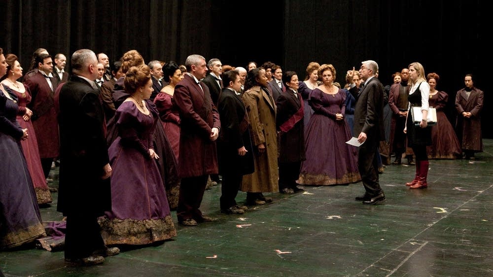 How The Met Opera's Chorus Master Gets 150 To Sound Like One