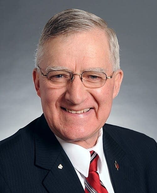 Republican state Senator Bruce Anderson has died at 75