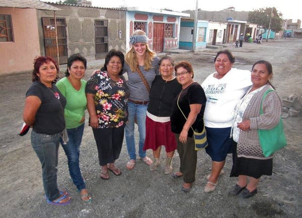 Joy McBrien with Peruvian craftswomen