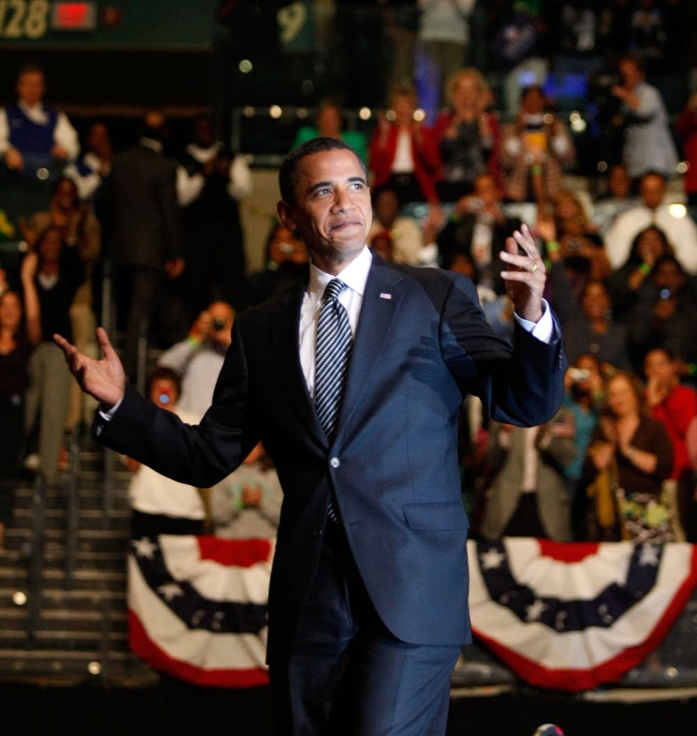 Obama Campaigns Across The U.S. In Final Week Befo