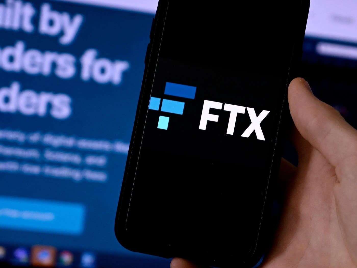 Crypto exchange Binance walks away from FTX deal - Marketplace