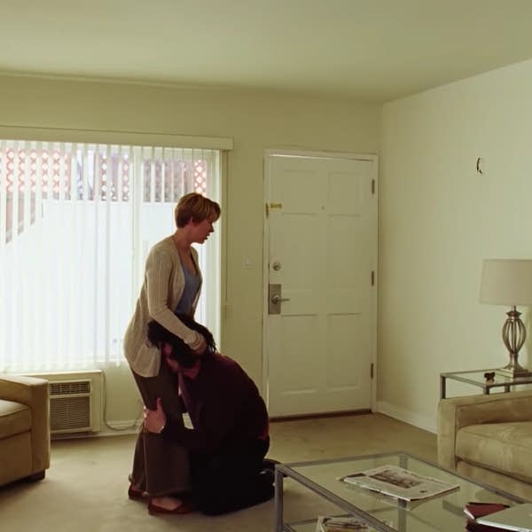 A screenshot from the infamous fight scene in the movie "Marriage Story."