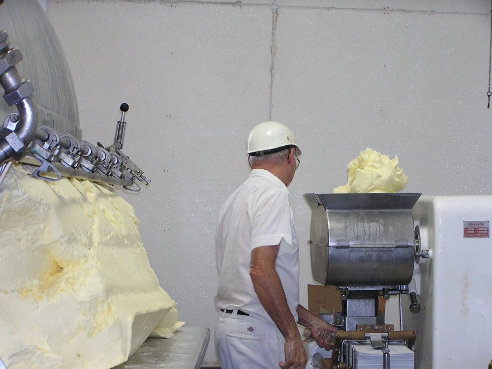 Butter wrapping machine