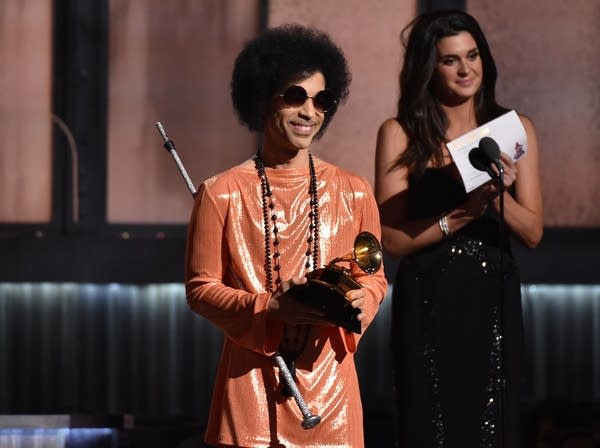 Prince returns to the Internet