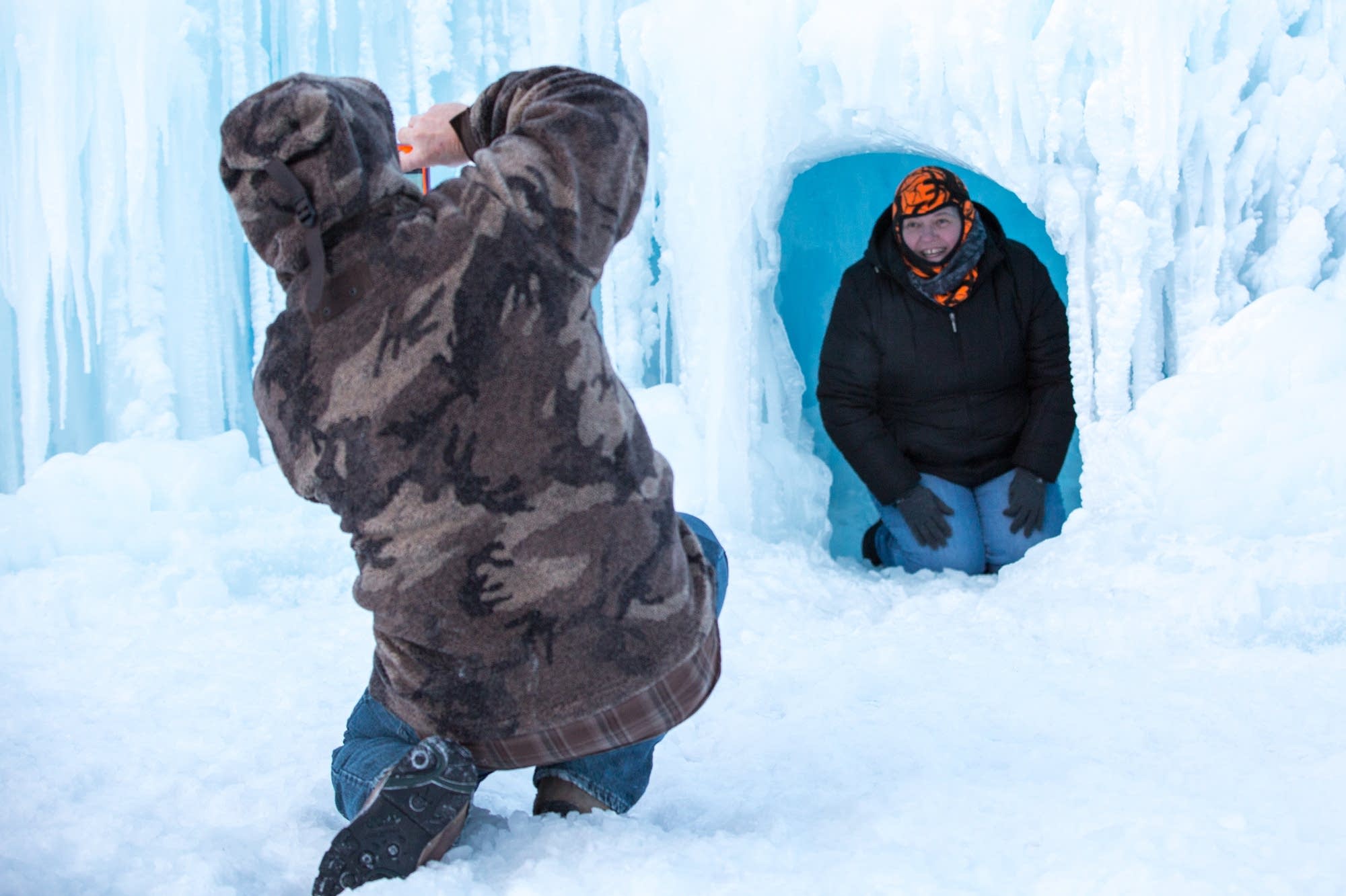 Photos Braving the cold to see the Stillwater ice castle Minnesota