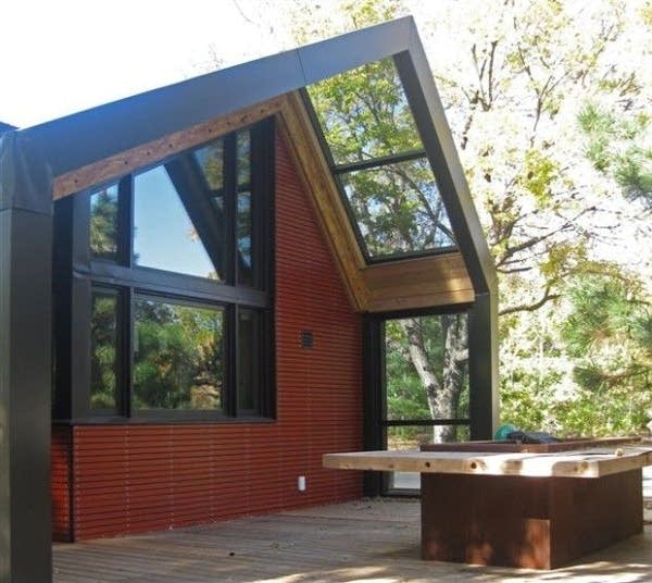 Why a student-built solar house has no buyers