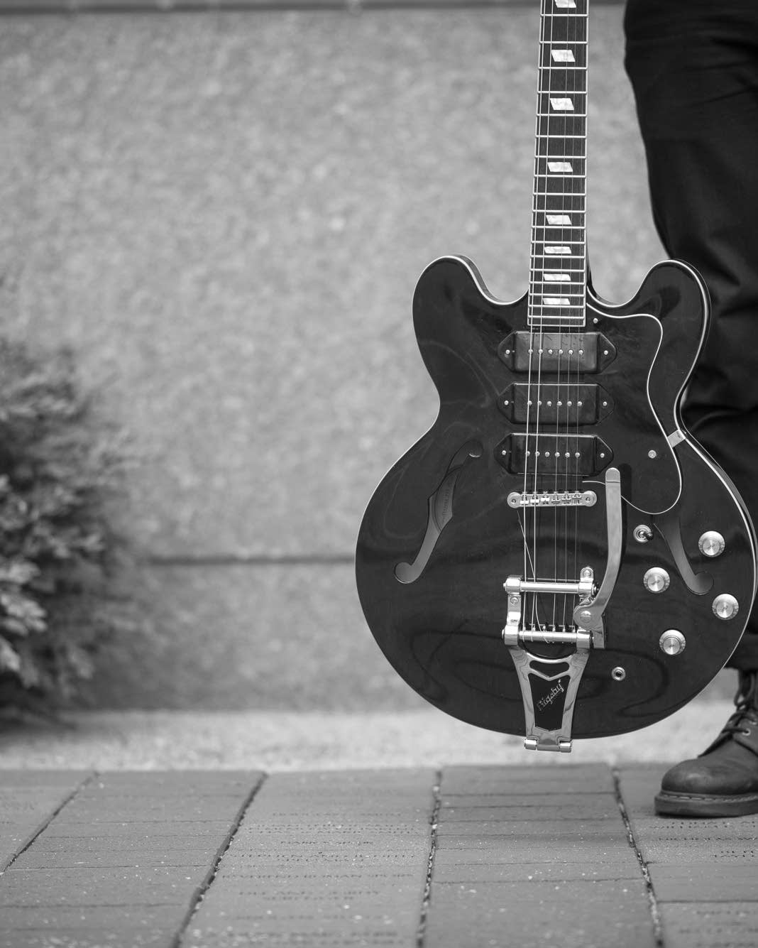 Epiphone Riviera P93 BP ブラック　ジャンク Epiphone Riviera P93 BP ブラック ジャンク - メルカリ