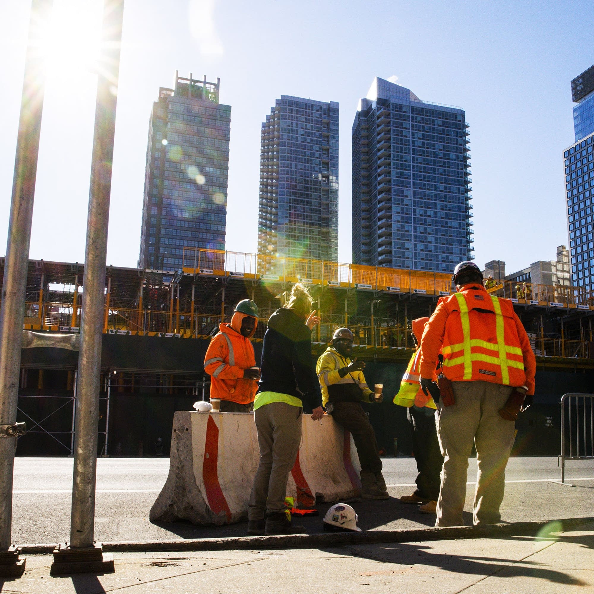 cover of episode A sunny jobs report ahead of this holiday weekend
