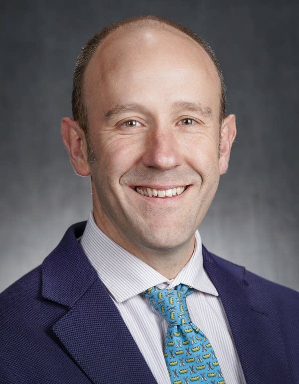  Alex Falconer headshot