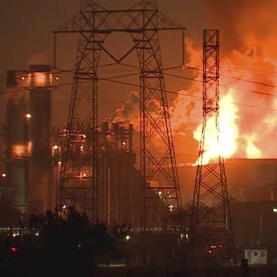 Fire at one of the world's largest battery plants in California forces  evacuations | MPR News