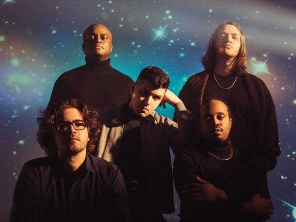 Durand Jones & The Indications