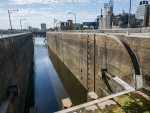 The St. Anthony Falls Lock sits empty.