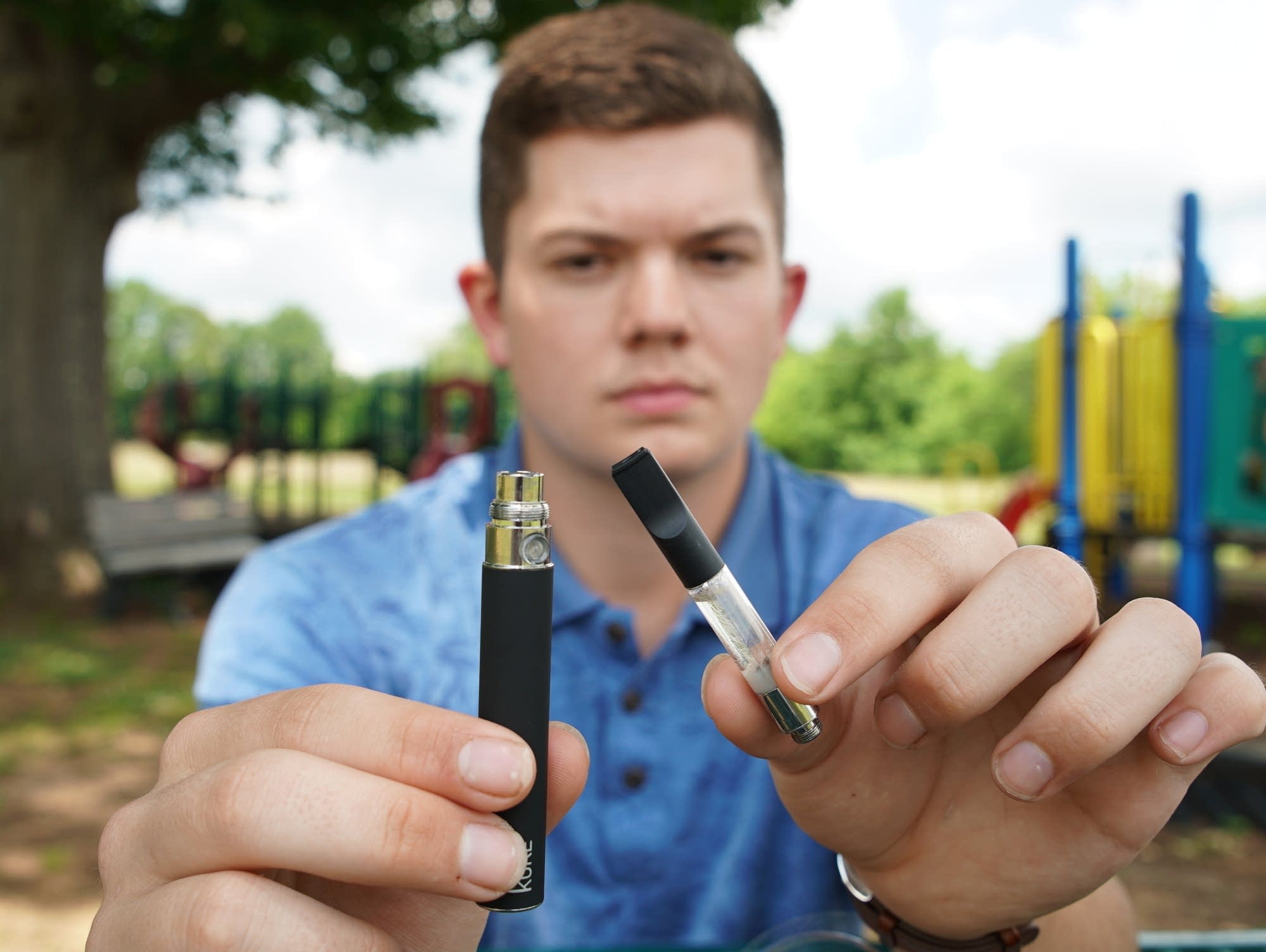 e-cigarettes cbd Vape Kit | CBD Vape Oil Starter Kit | Vape Kit Army releases warning on dangers