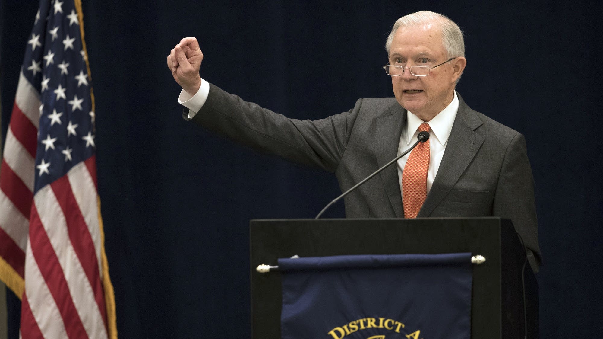 In Mpls., Sessions pushes for crackdown on crime, immigration | MPR News