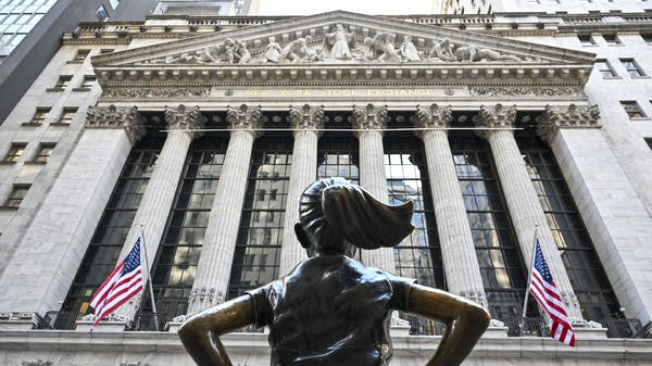Outlooks, bank earnings, and a Nobel win