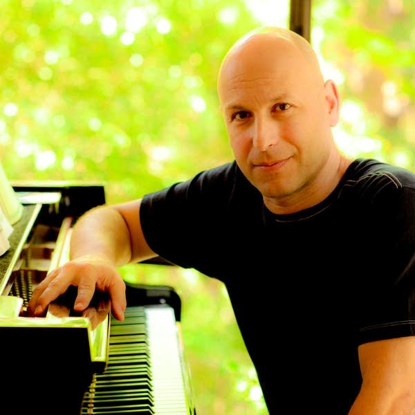 ミュージシャン inon Top Score: Dragon Age II Composer Inon Zur