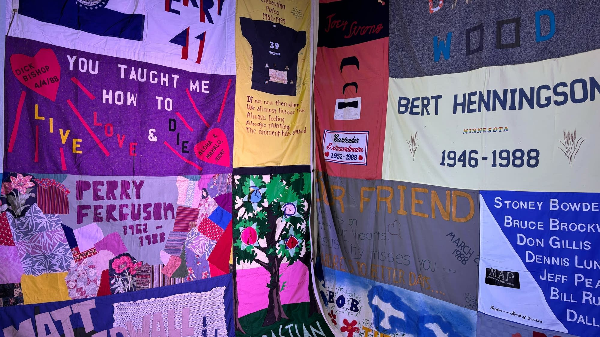 AIDS Memorial Quilt panels come to Minneapolis