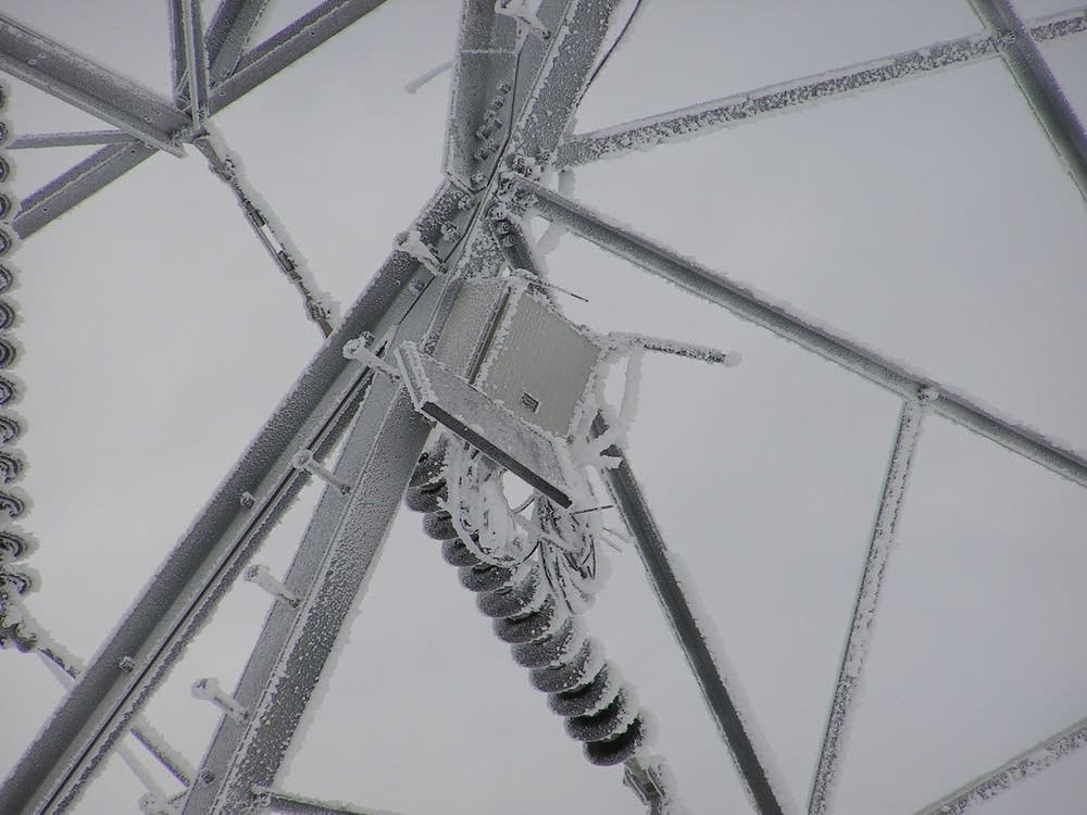 Power line monitor