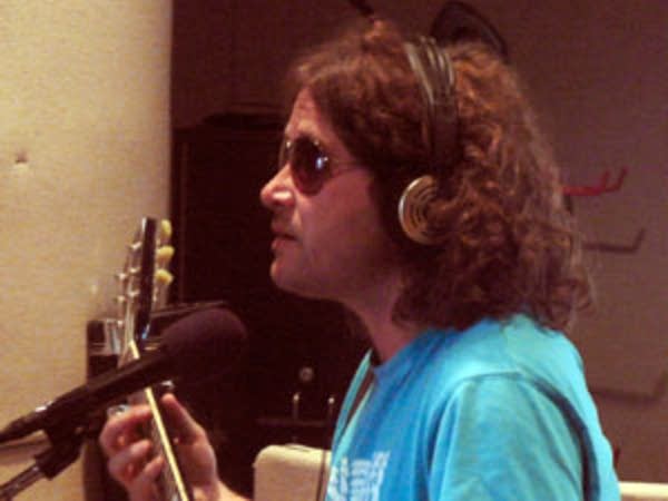 The Aliens perform in the Current studio