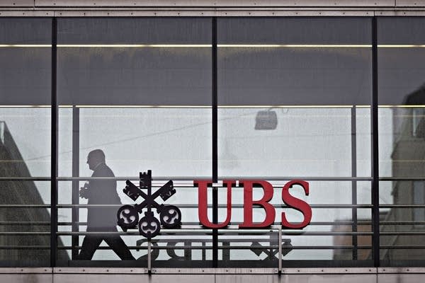 A shotgun wedding for UBS and Credit Suisse