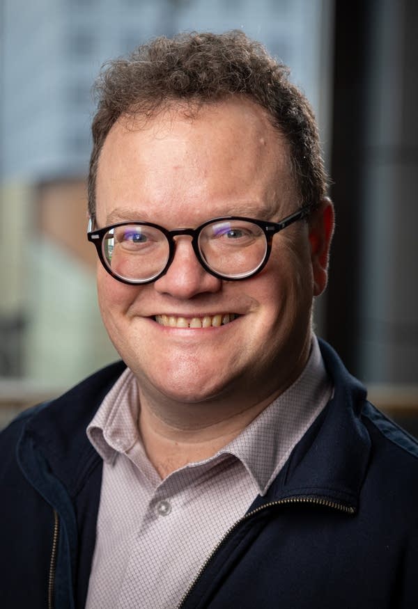 Curtis Gilbert