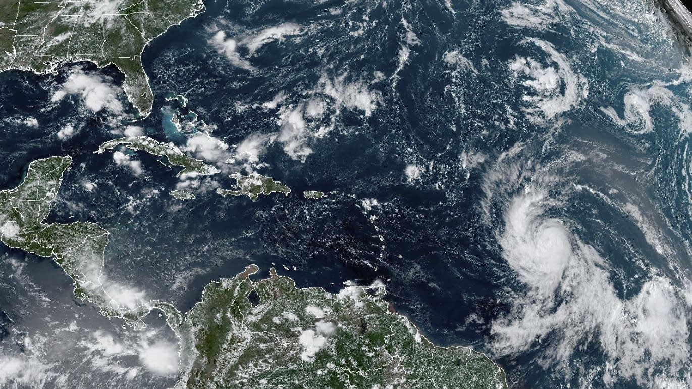 Study predicts collapse of Atlantic Ocean current that warms Europe ...