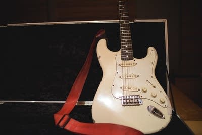 The Current S Guitar Collection Albert Hammond Jr Fender