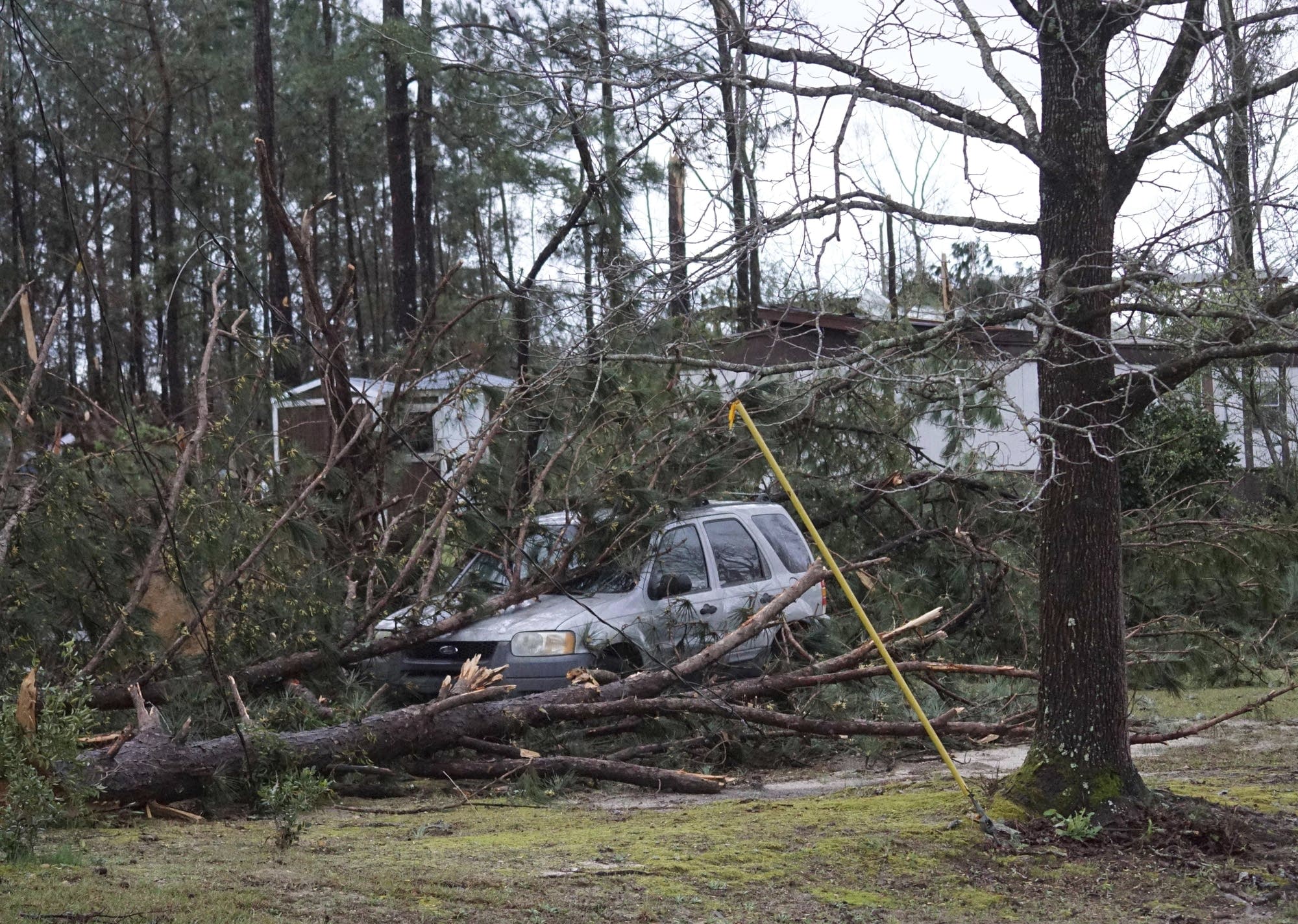 23 dead, dozens missing in tornadoblasted Alabama community MPR News
