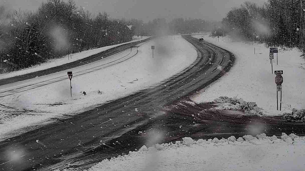 Storm leaves thousands without power in central, northern Minnesota ...