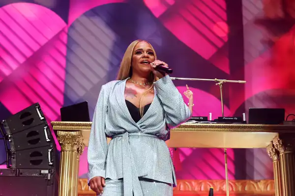 07f421-20260112-faith-evans-