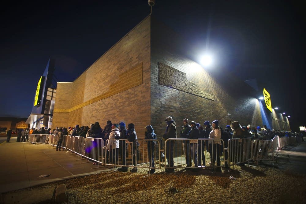 Holiday shoppers cram stores across US MPR News