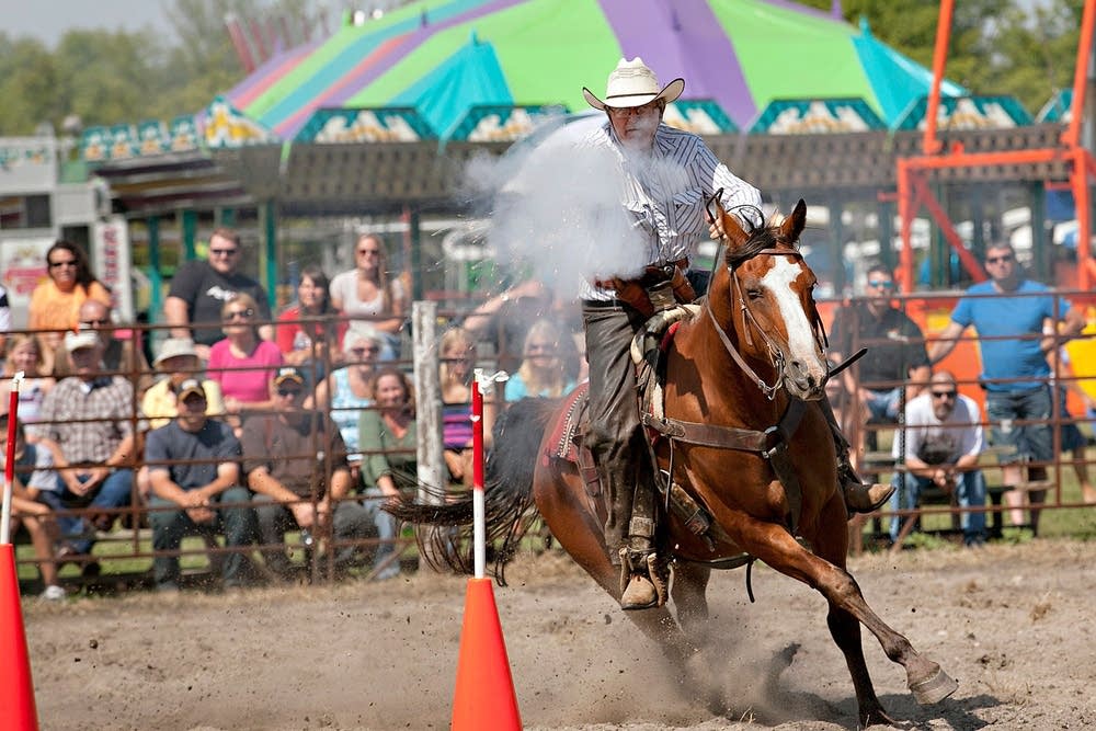 Wild (Mid)West Cowboy mounted shooting takes aim in Minn. Minnesota