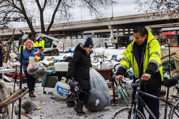 People at a growing St. Paul homeless encampment facing this winter's first subzero temperatures