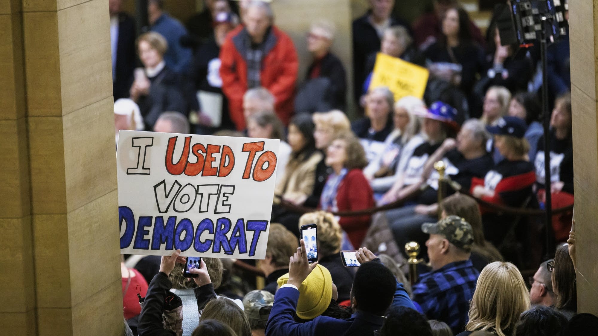 At 'freedom rally' conservative groups push back on DFL priorities ...