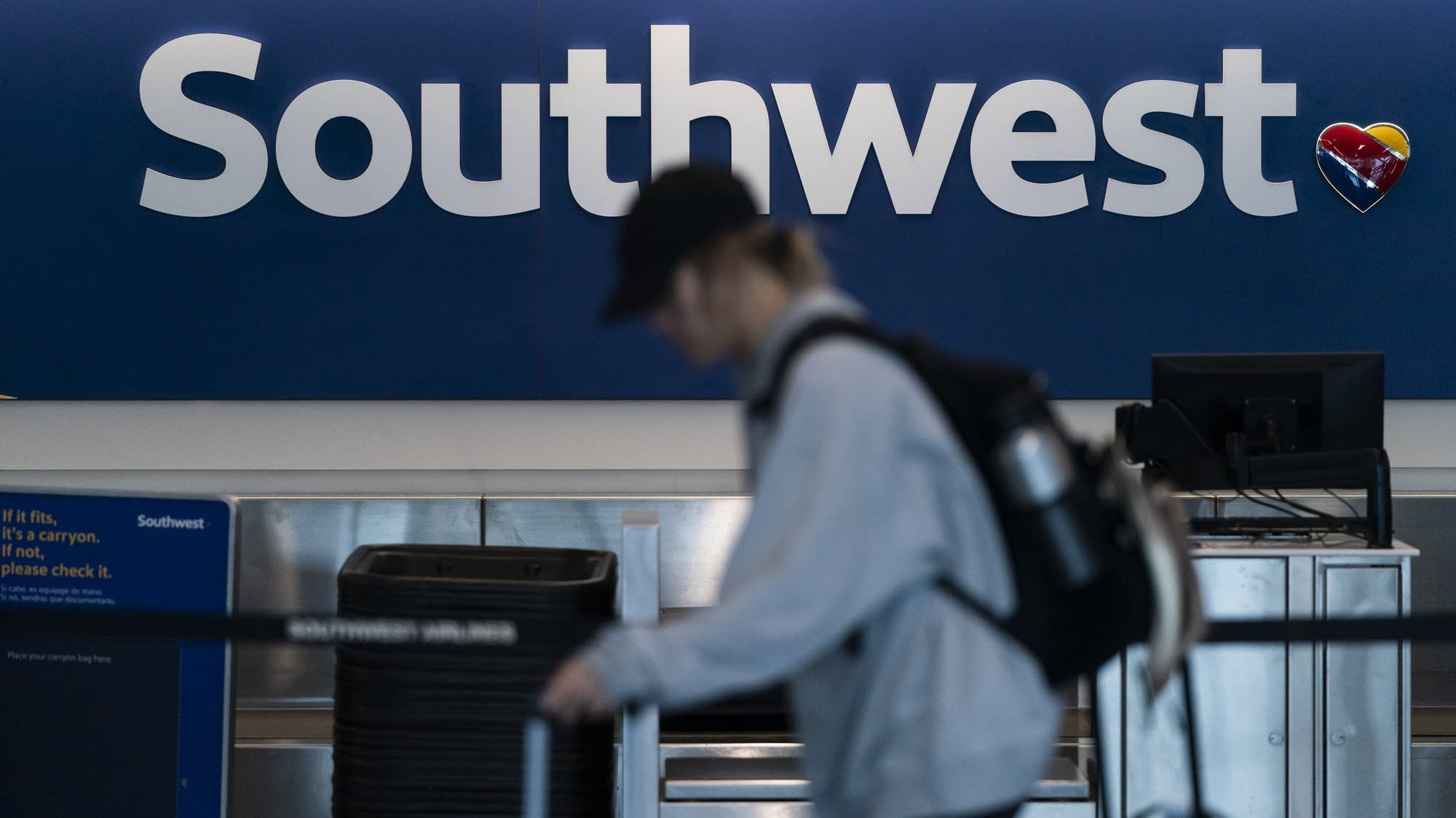 Swa Sign Shocking plunge by Southwest flight departing L.A. was to avoid another ...