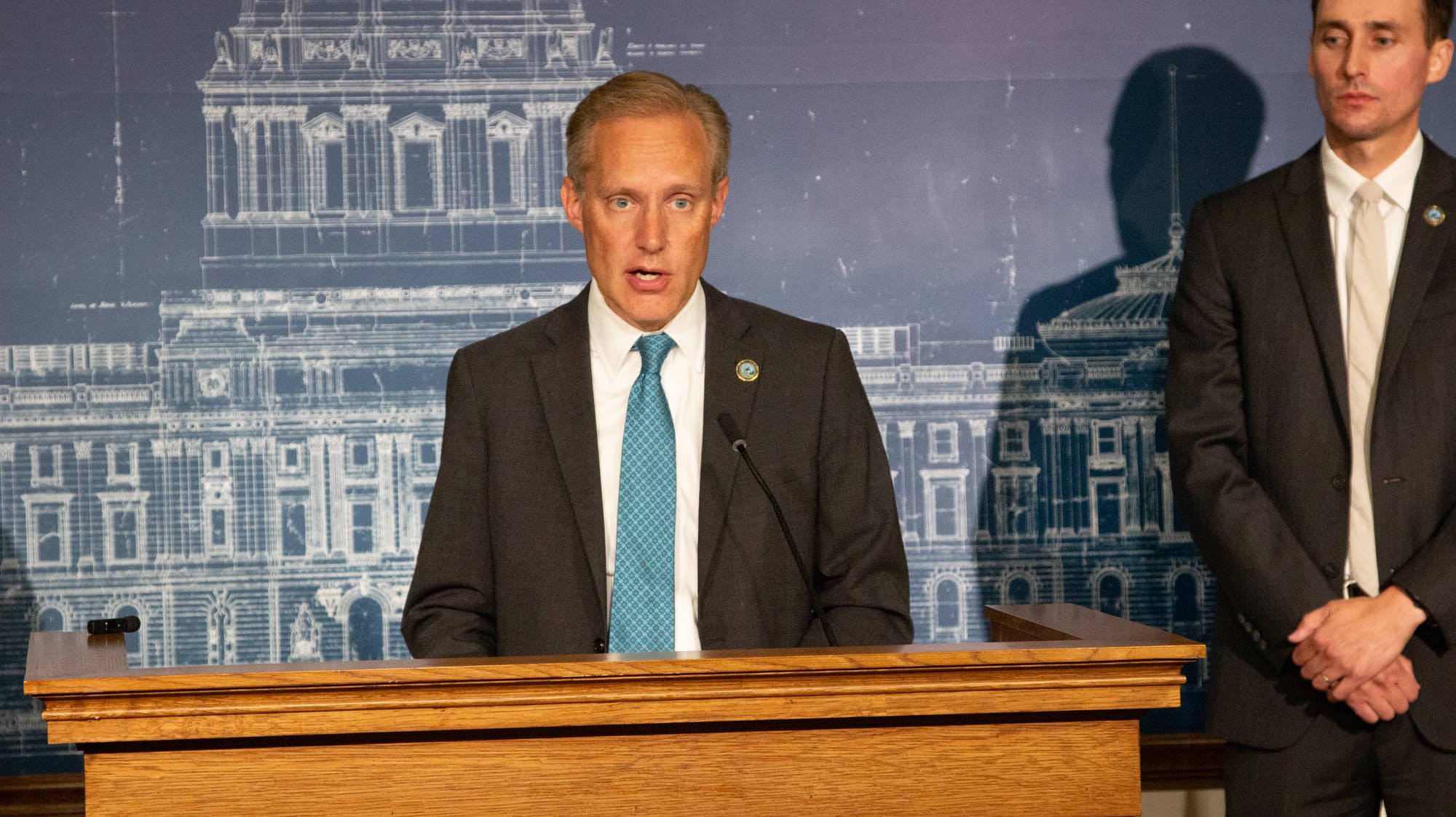 Secretary of State slams USPS mail voting proposal