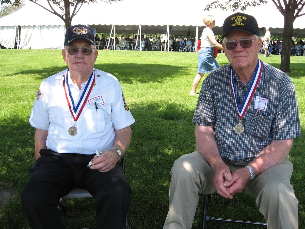 Veterans Donald Pearson and Donald Slindon
