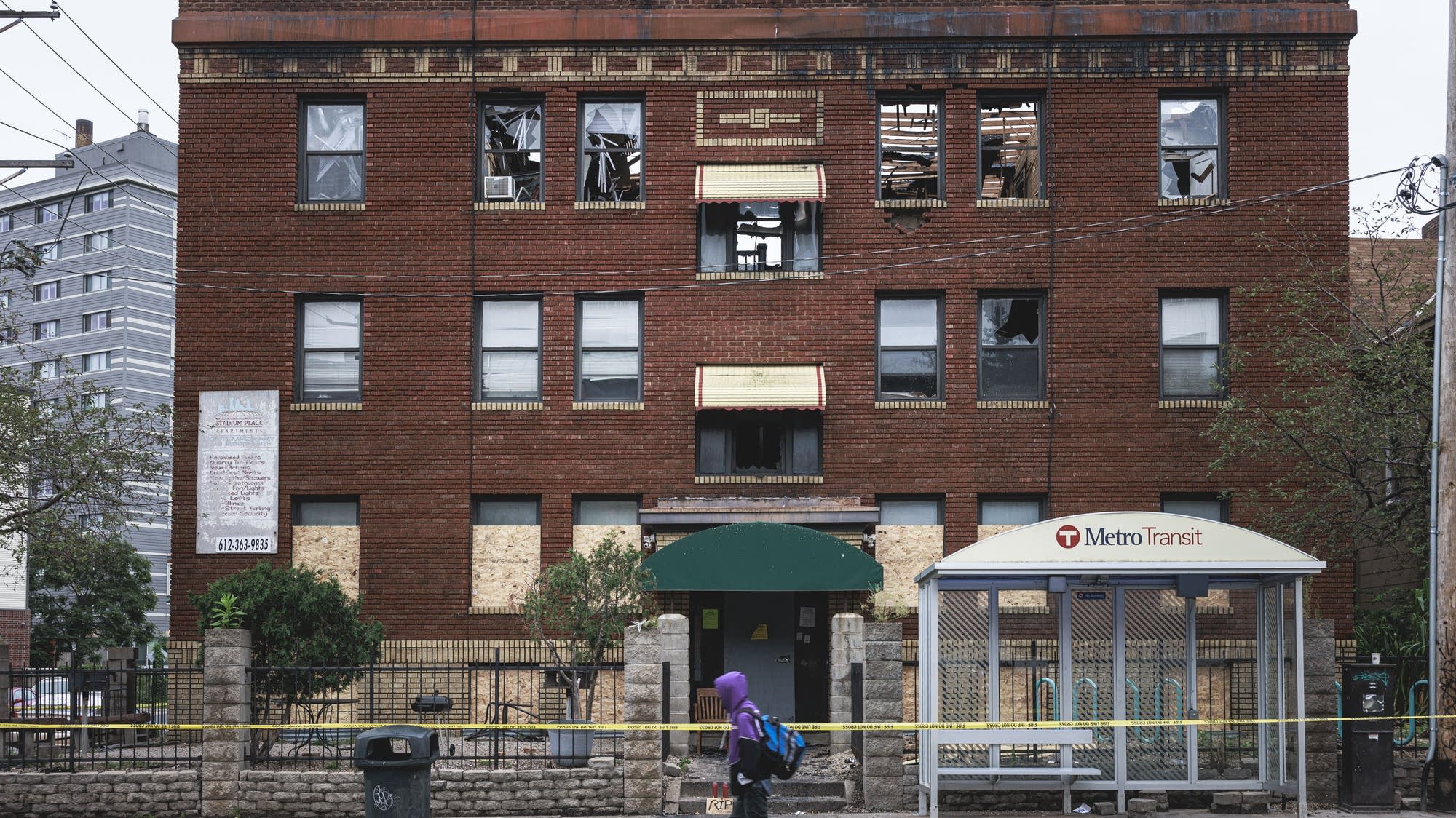 Two dead after Minneapolis apartment fire | MPR News