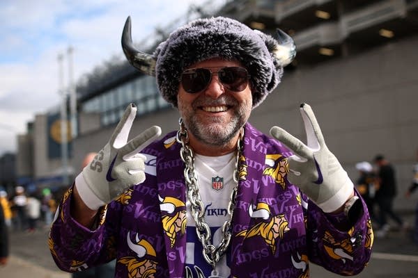 What's the craic? Vikings and Steelers fans set for Dublin game