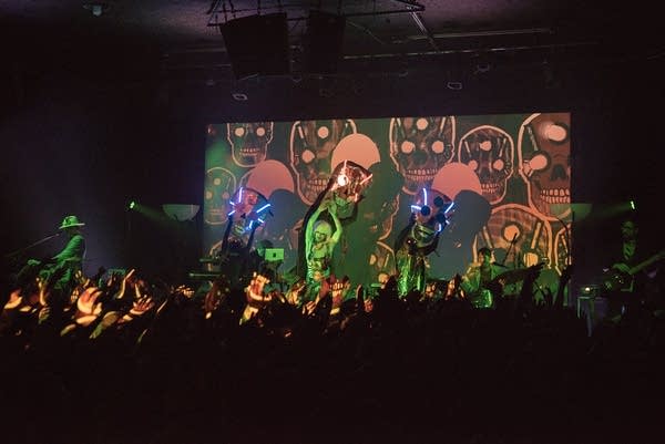 OfMontreal-9