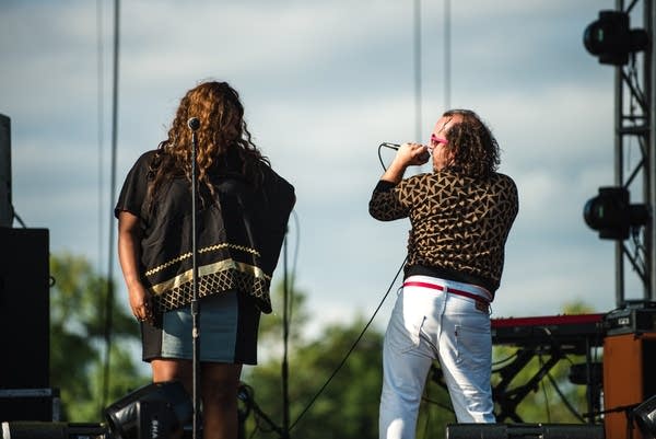 015_MNmusiconaStick_DSC9484