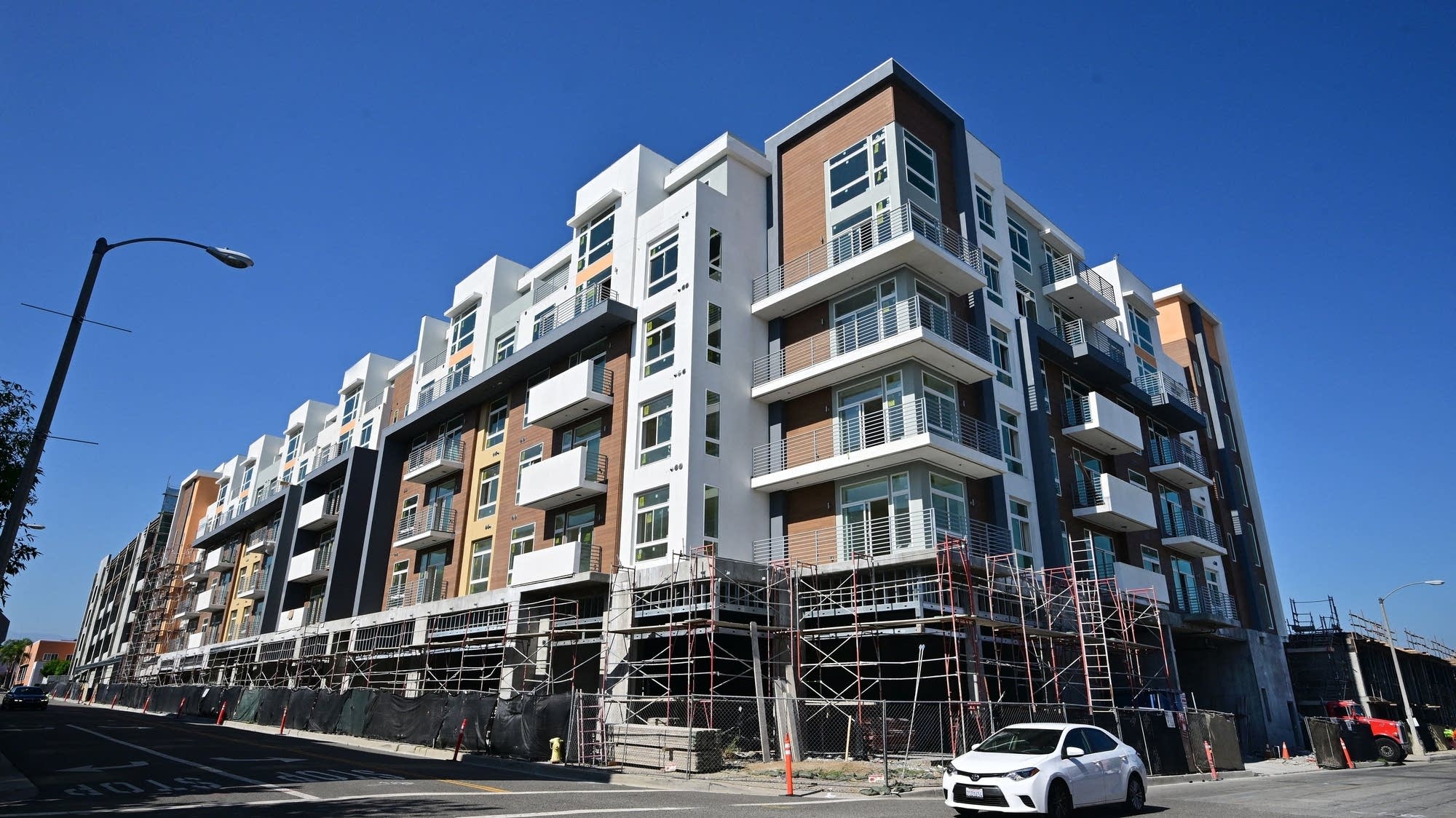 Photo inspiration: Picture Idea: New Apartment Construction Falls To Pre Pandemic Levels
