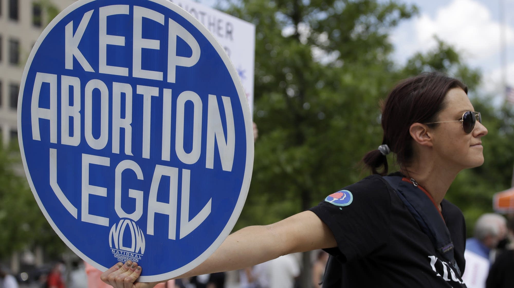 States' divisions on abortion widen after Roe overturned - Vimarsana News