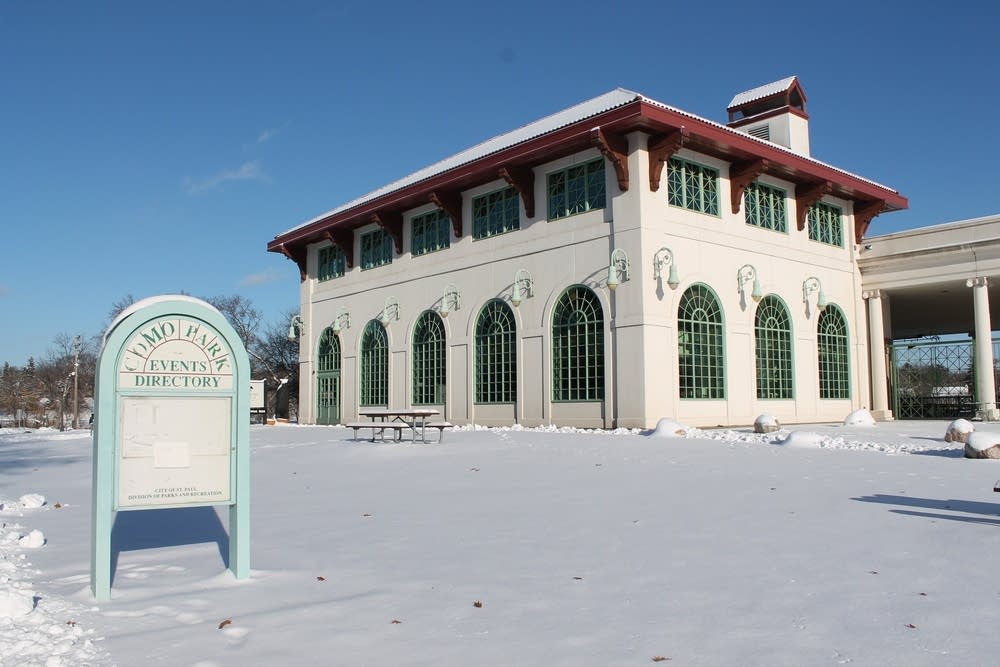 Lake Como pavilion