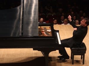 stephen hough, piano, concert
