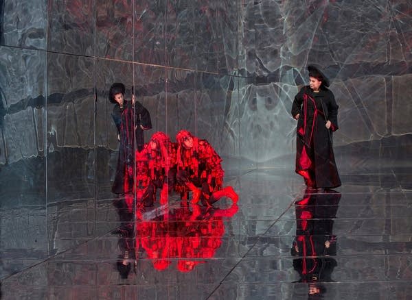 Met Opera: Die Frau ohne Schatten (The Woman Without a Shadow)