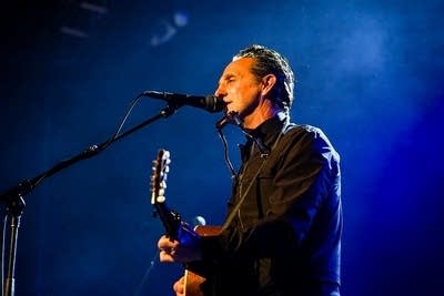 Ike Reilly performing on stage