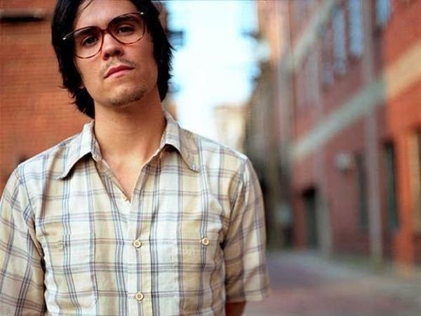 Singer / Songwriter Joshua James