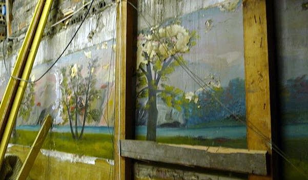 Victoria Cafe second floor mural close up