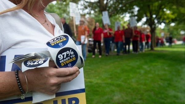 UAW expands strikes while announcing progress